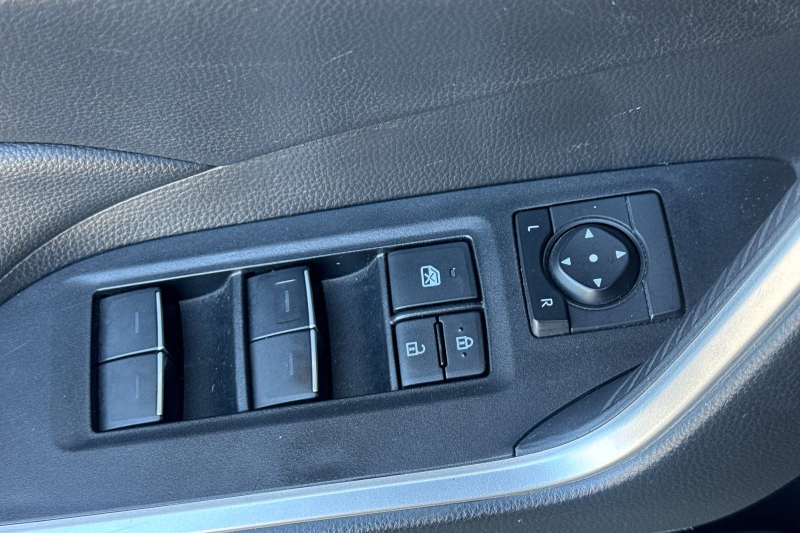2024 Toyota RAV4 XLE XLE