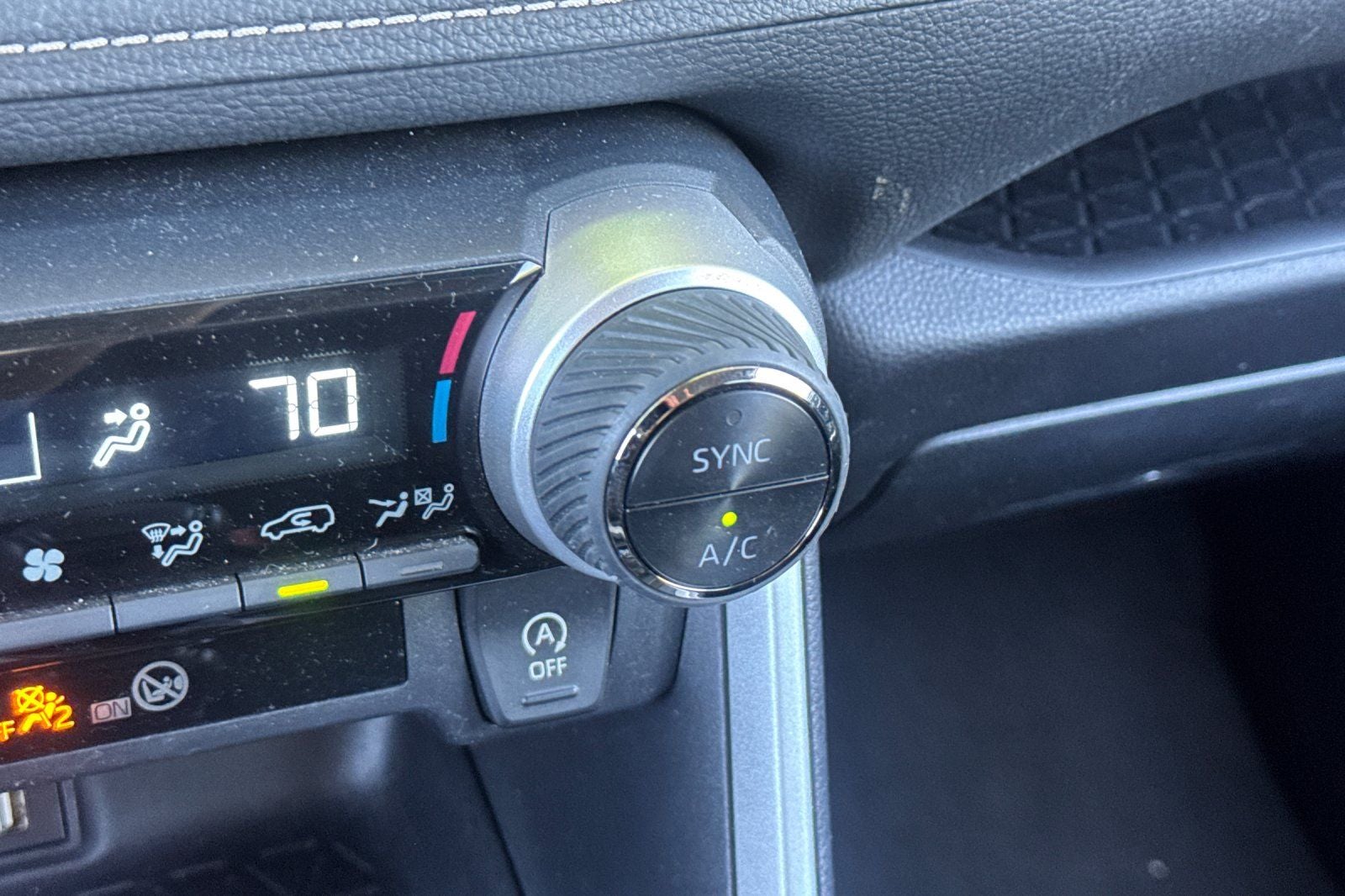 2024 Toyota RAV4 XLE XLE
