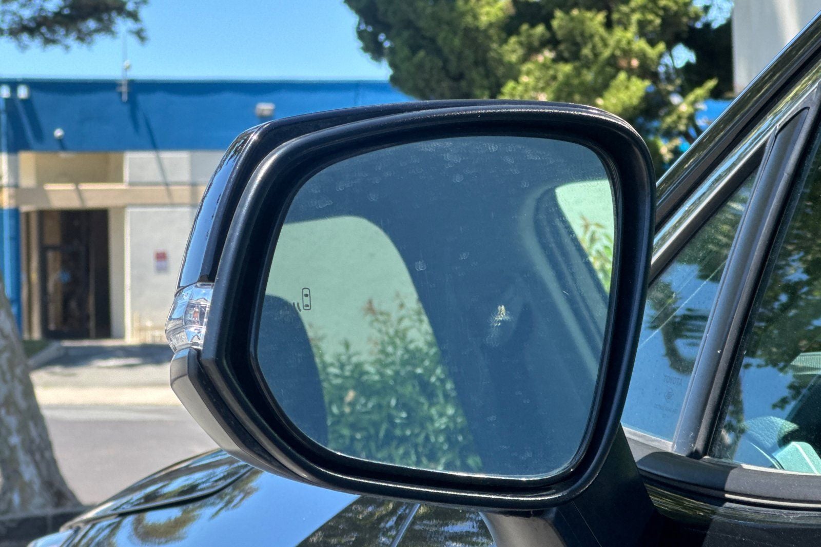 2024 Toyota RAV4 XLE XLE