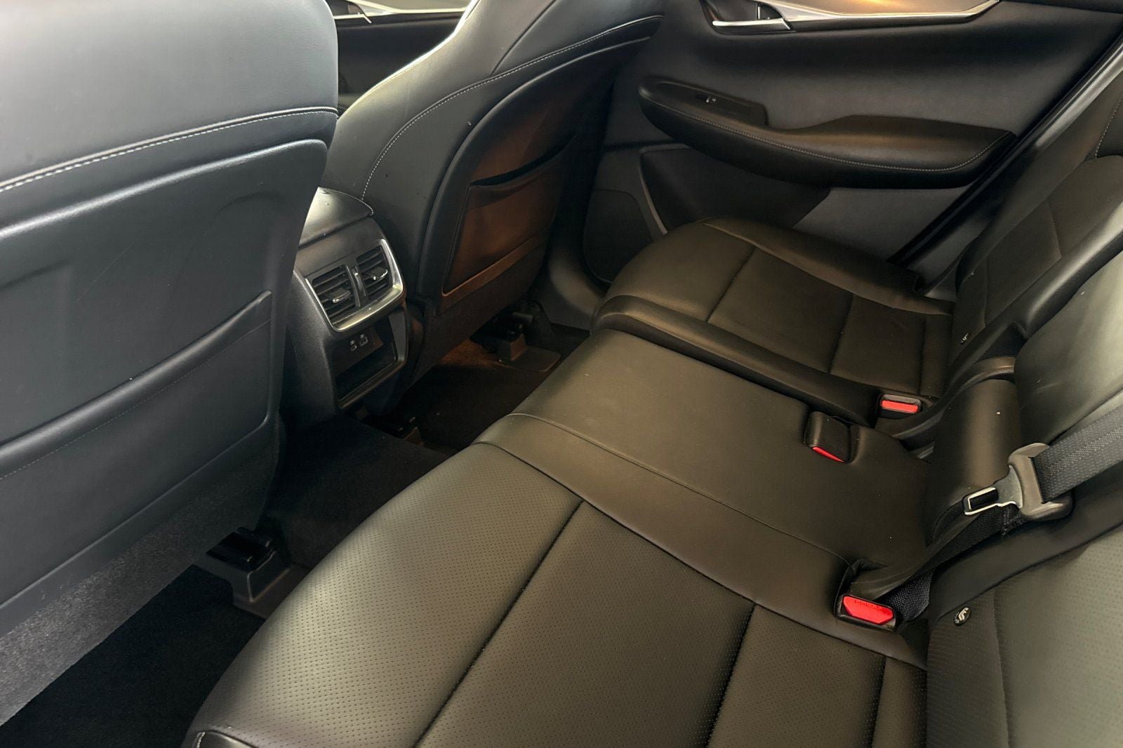 2023 INFINITI QX50 LUXE