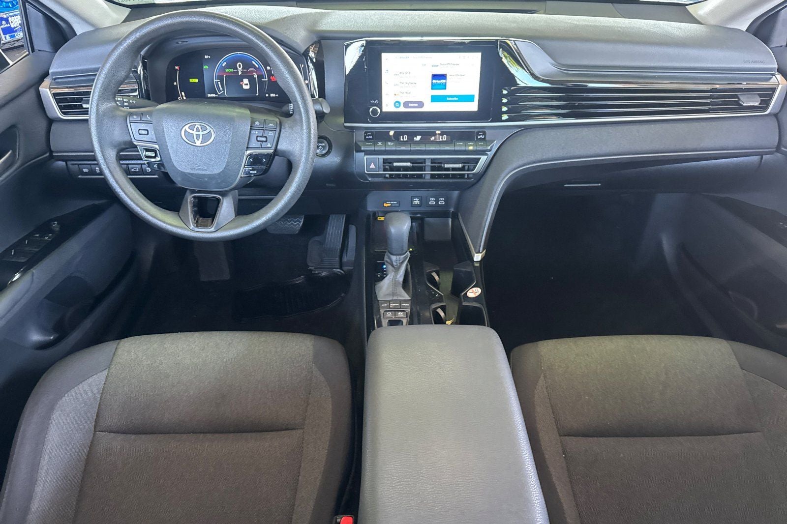 2025 Toyota Camry LE LE