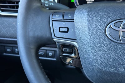 2025 Toyota Camry XLE XLE