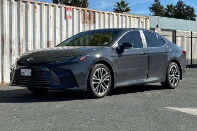 2025 Toyota Camry XLE XLE