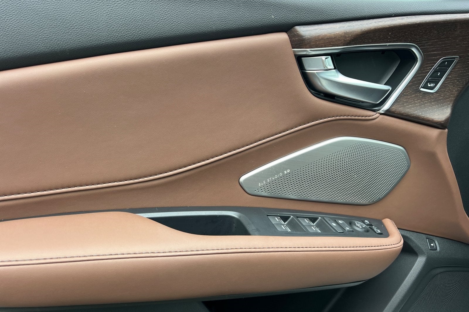 2025 Acura RDX SH-AWD with Advance Package