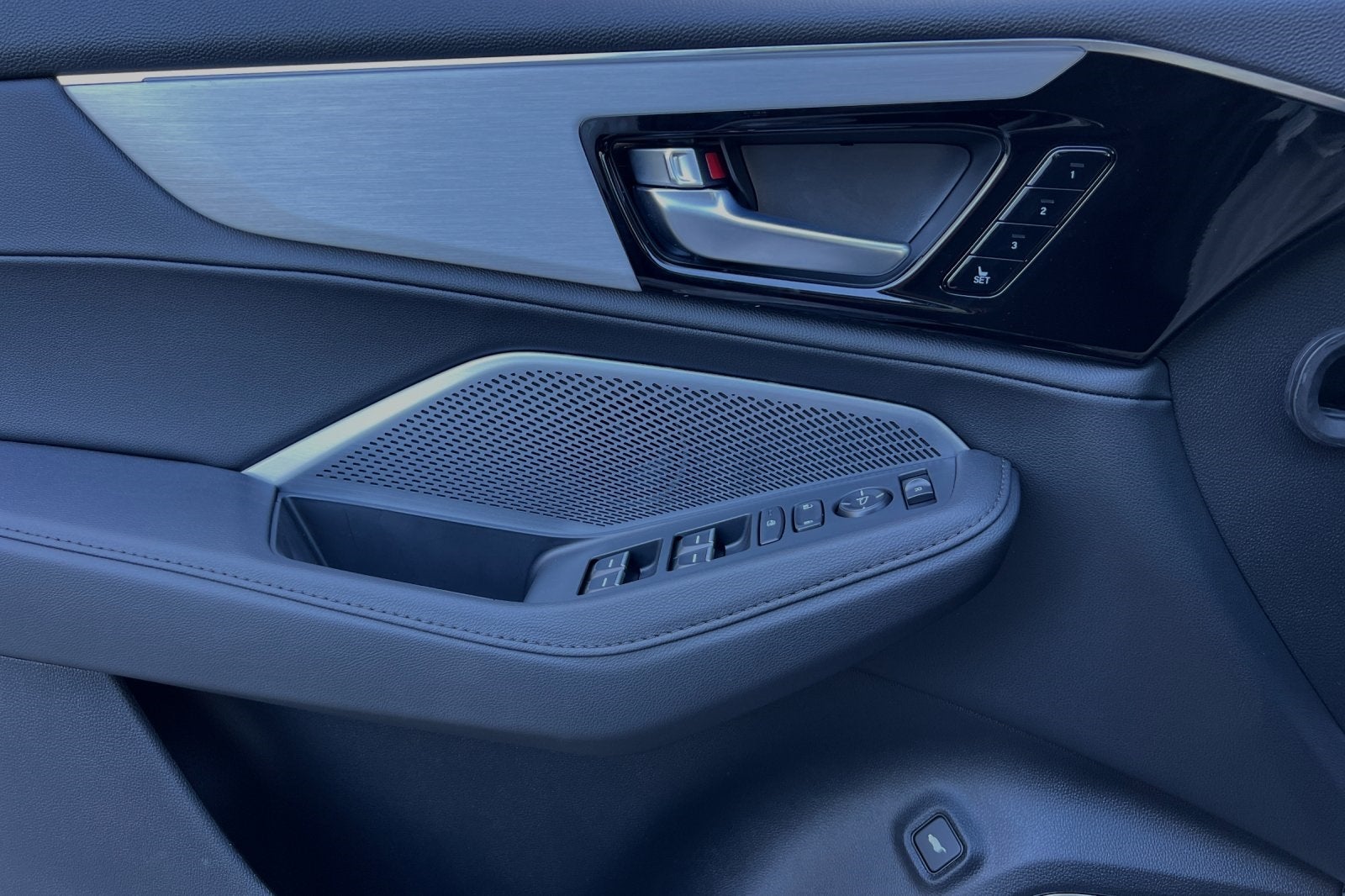 2025 Acura MDX SH-AWD