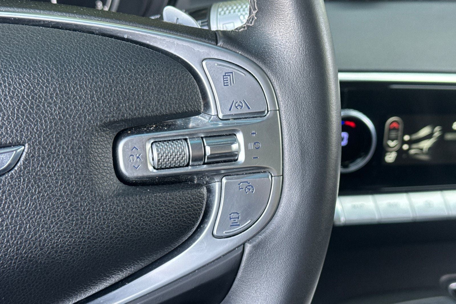 2025 Genesis GV70 2.5T 2.5T AWD