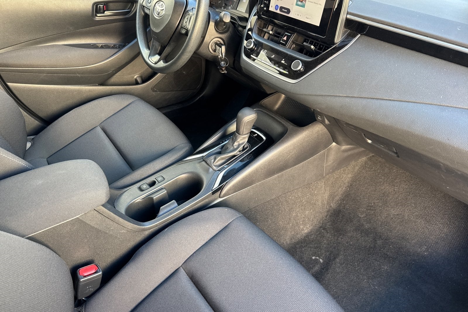 2024 Toyota Corolla LE LE