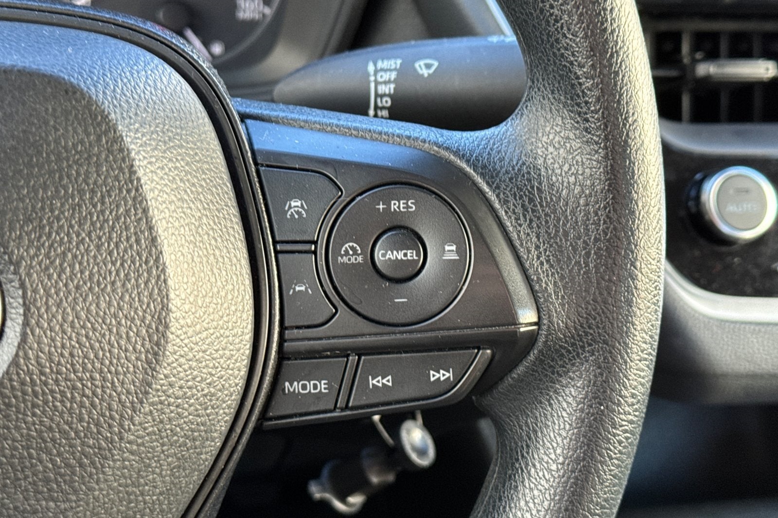 2024 Toyota Corolla LE LE