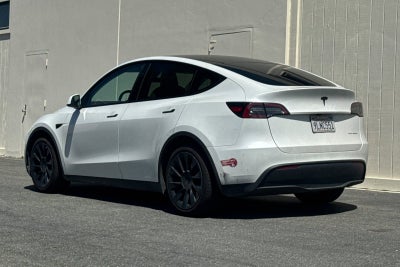 2024 Tesla Model Y Long Range