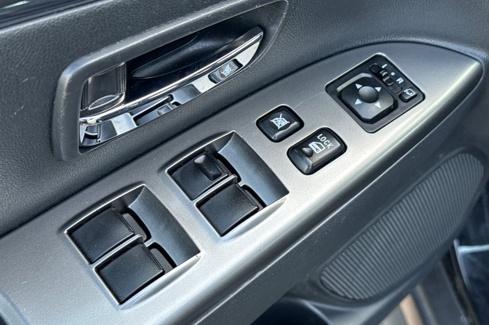 2024 Mitsubishi Outlander Sport SE