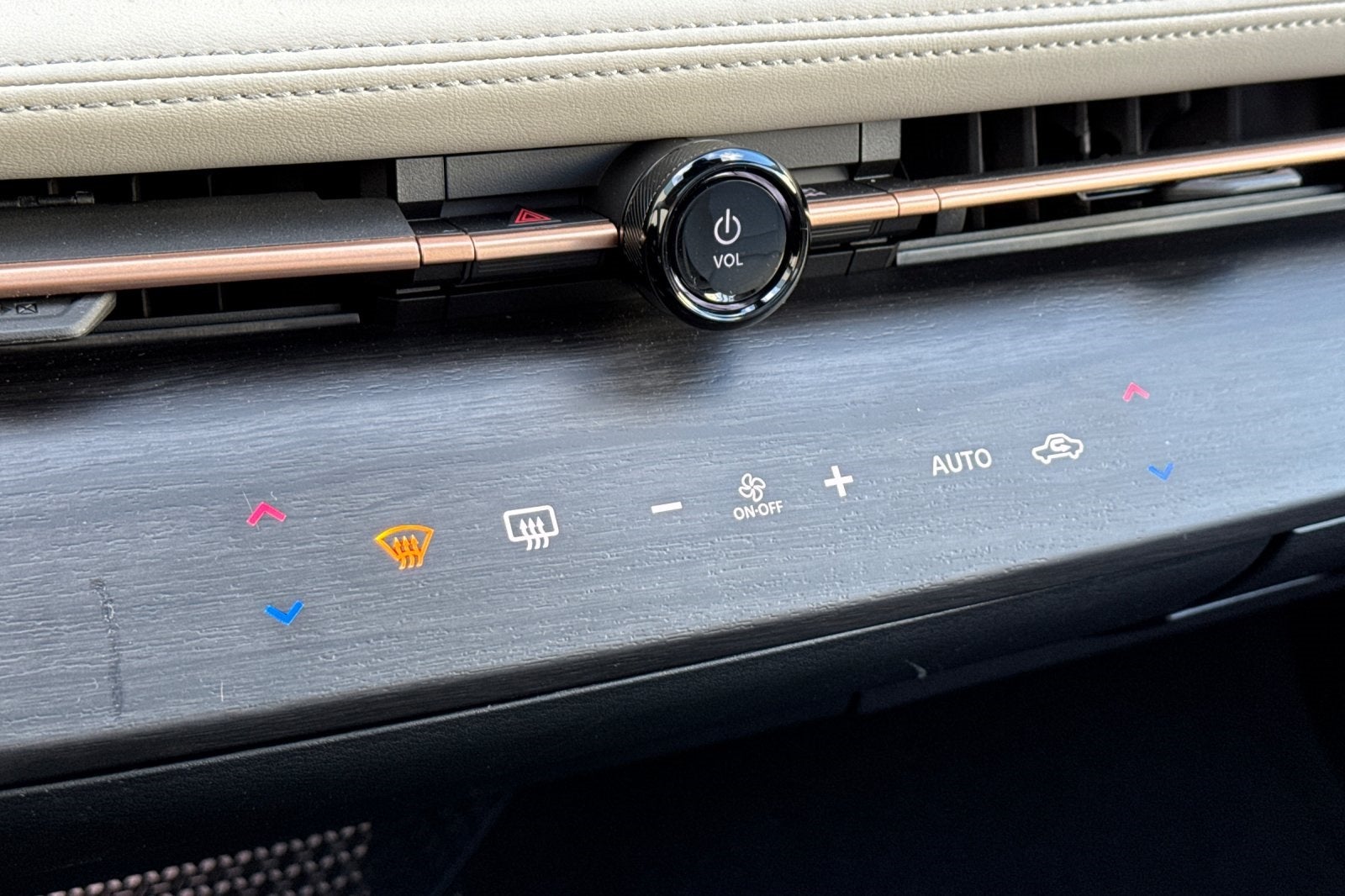 2024 Nissan Ariya EVOLVE+ e-4ORCE EVOLVE+E FORCE