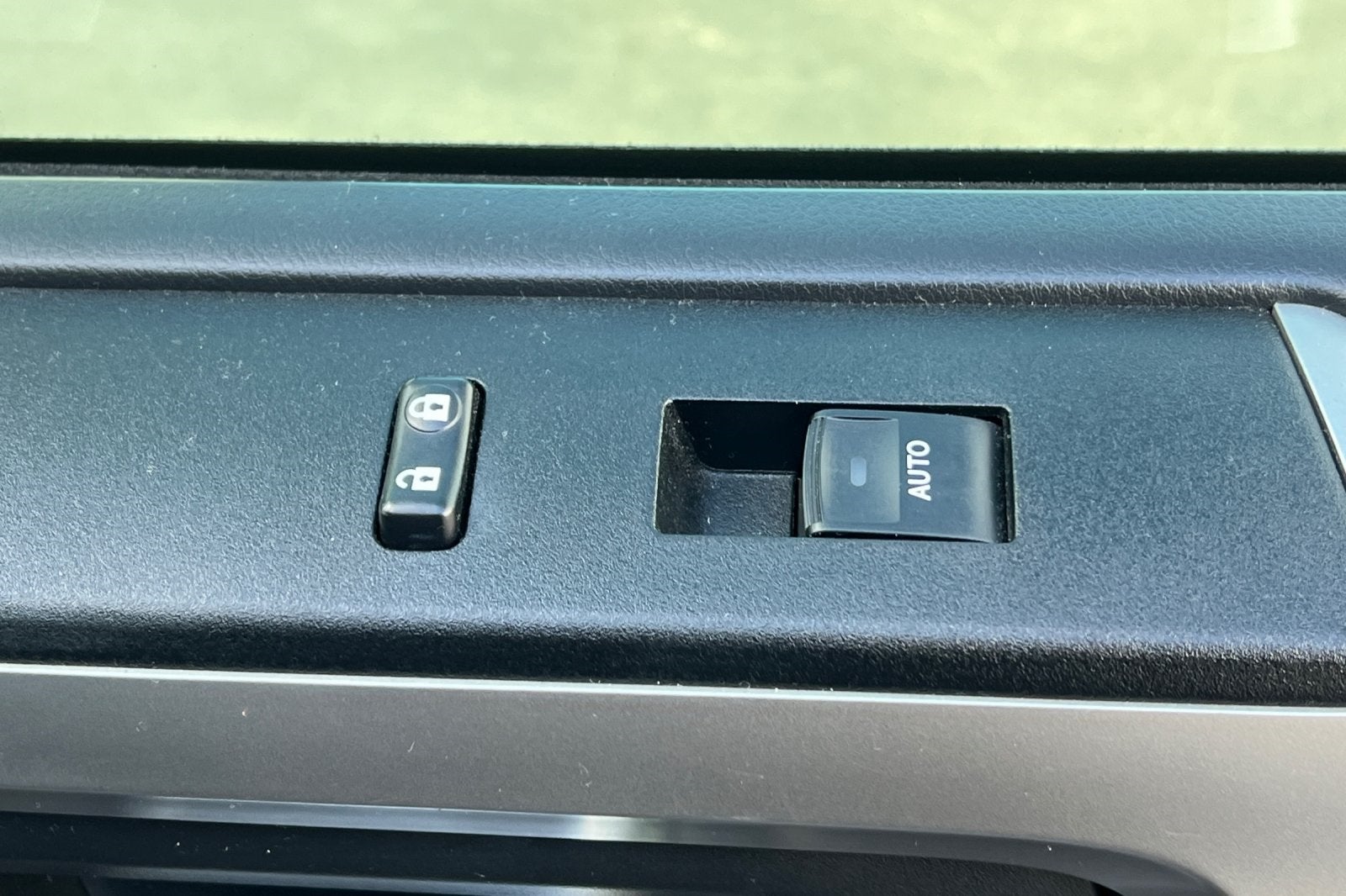 2023 Toyota 4Runner SR5 SR5