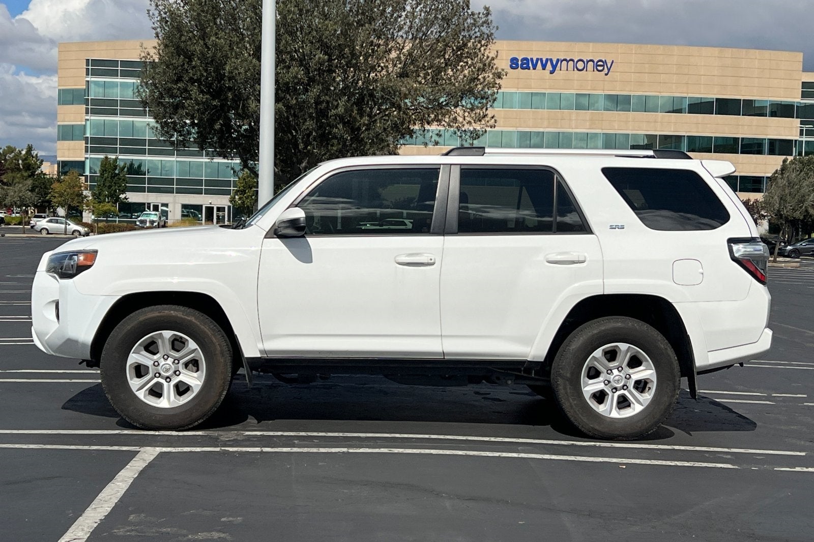 2023 Toyota 4Runner SR5 SR5