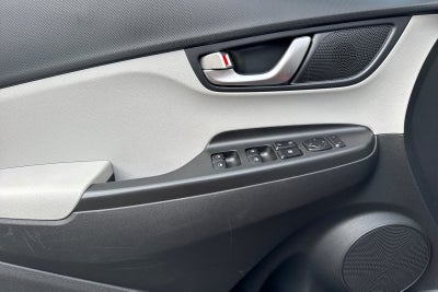 2023 Hyundai Kona Electric SEL