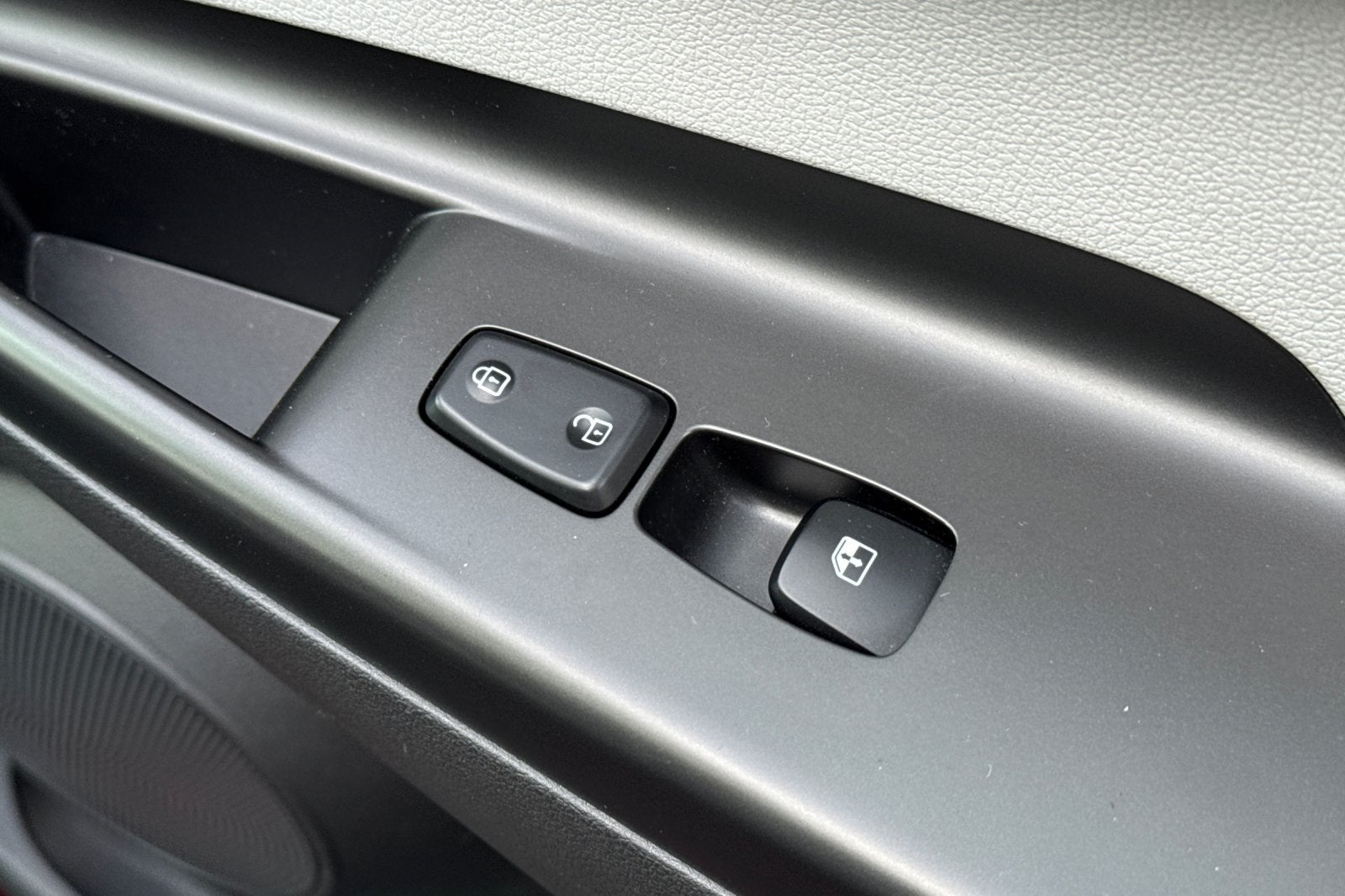 2023 Hyundai Kona Electric SEL