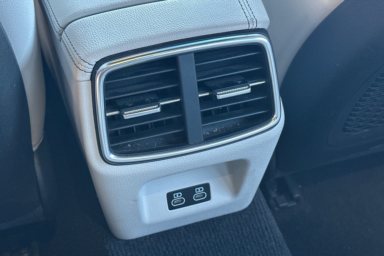 2024 Genesis G70 2.5T