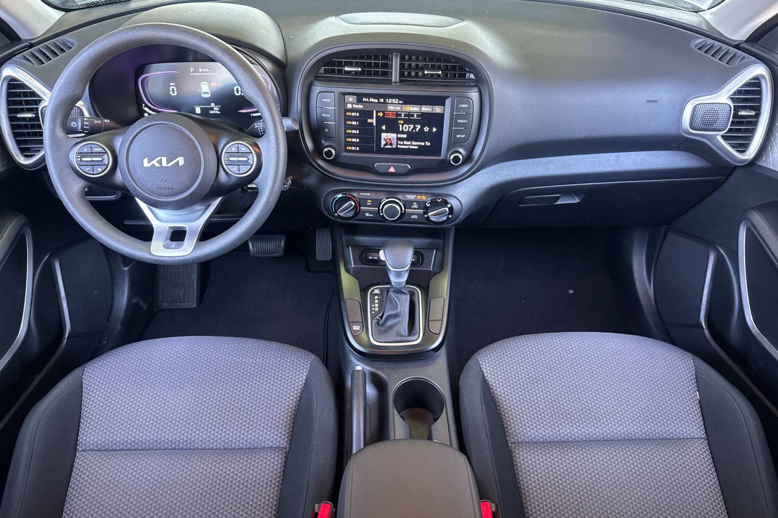 2025 Kia Soul LX TECHNOLOGY