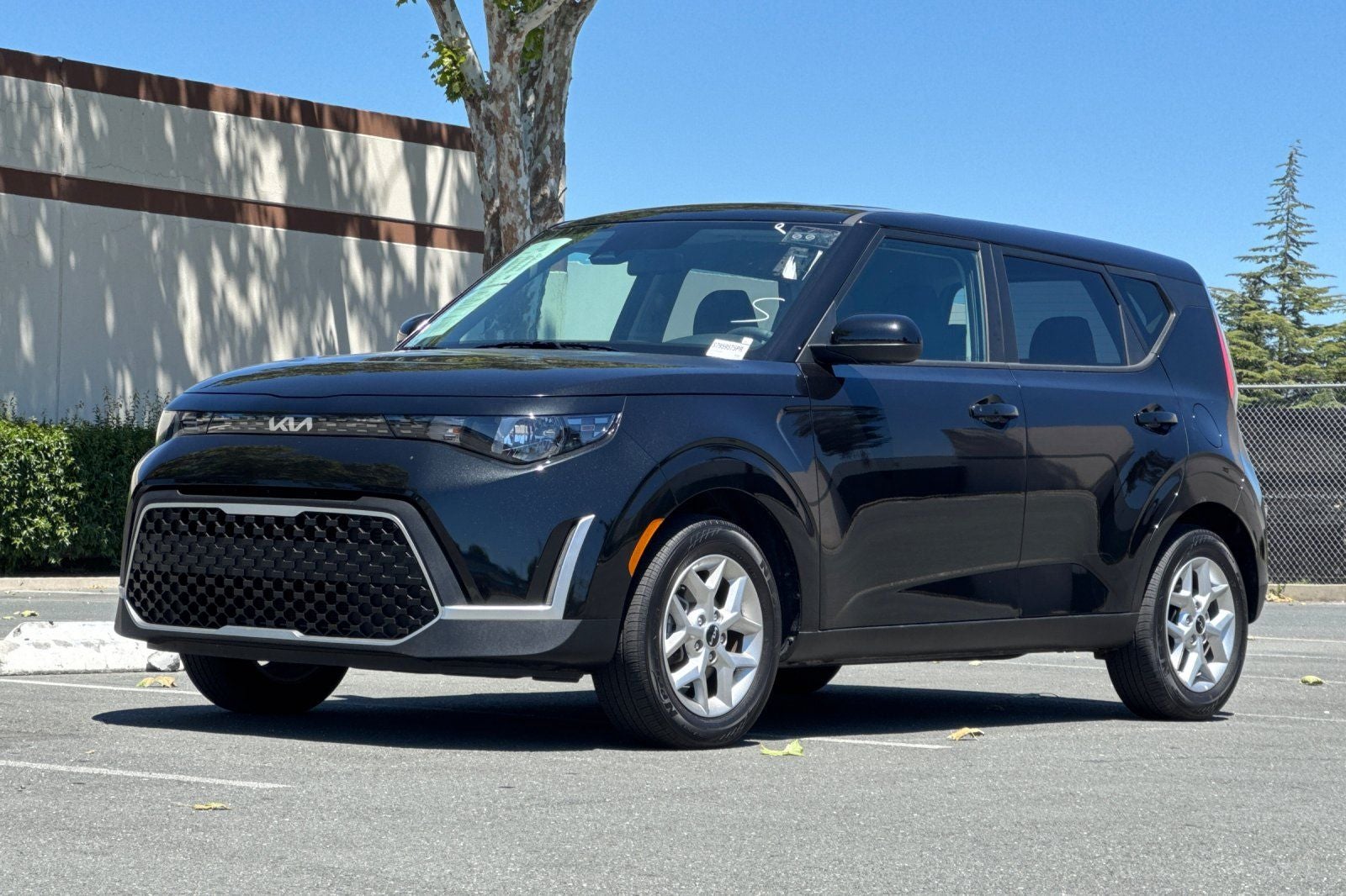 2025 Kia Soul LX TECHNOLOGY